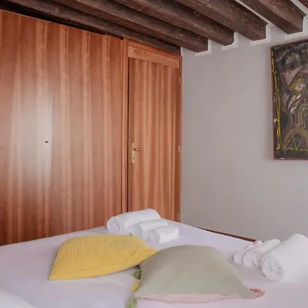 Superior In Via Garibaldi By Bricola *