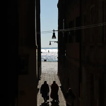 アパート Superior In Via Garibaldi By Bricola *