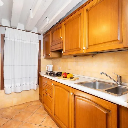 Superior In Via Garibaldi By Bricola *