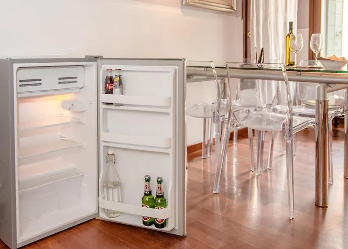 Superior In Via Garibaldi By Bricola * Venecia