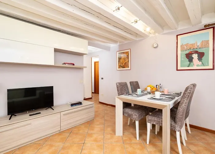 Superior In Via Garibaldi By Bricola Apartamento